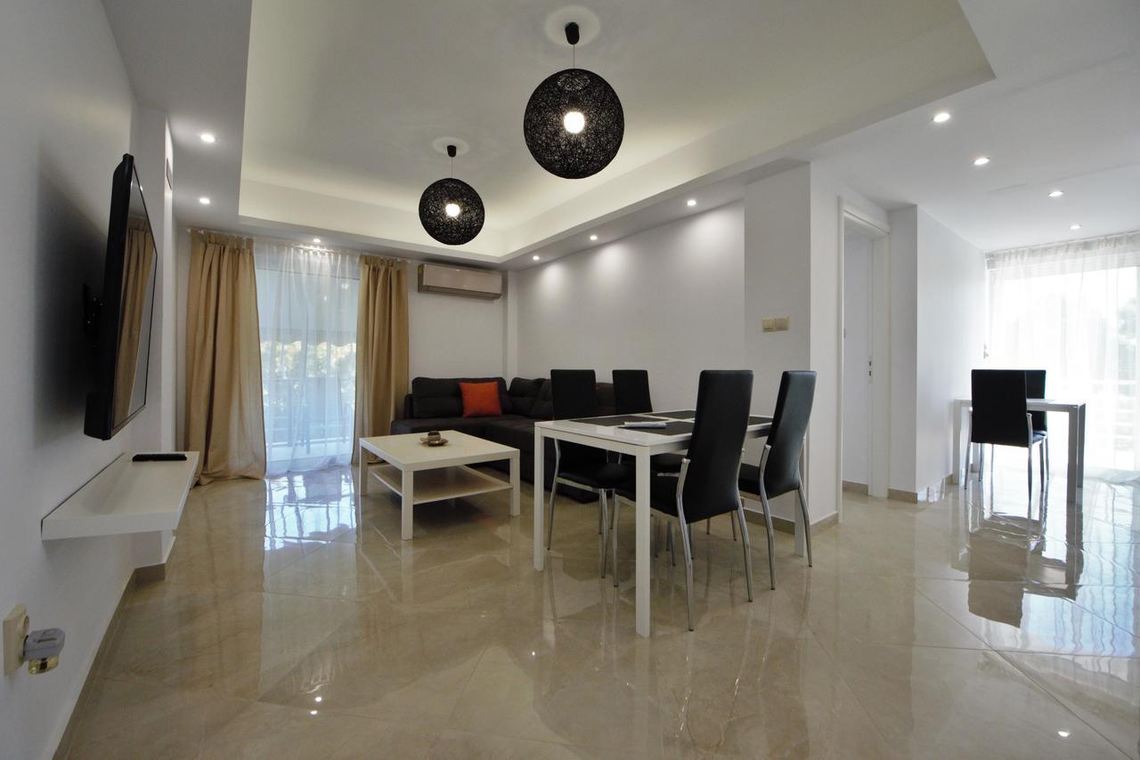 Athena Apartment Artemida  Exterior photo